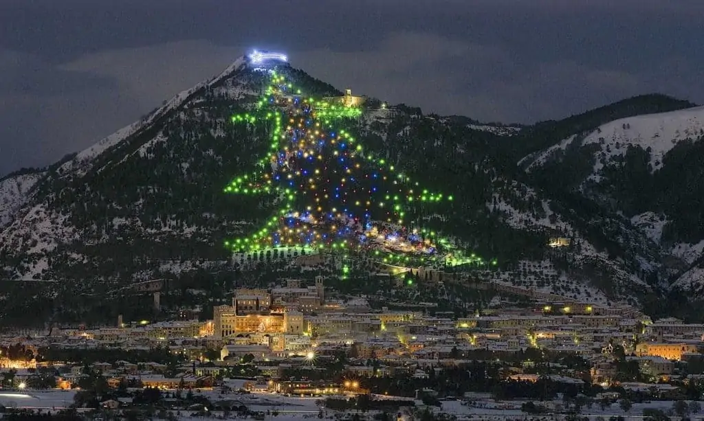 natale a gubbio Umbria tra mercatini di Natale e wellness