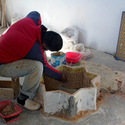 Lavorazione dei mosaici