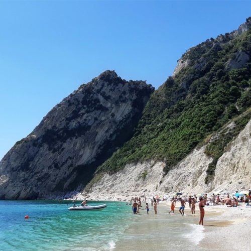 Le spiagge del Conero con bambini