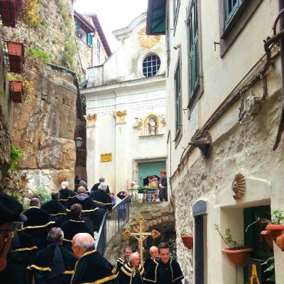 PASQUA A IMPERIA: TRA TRADIZIONI CENTENARIE