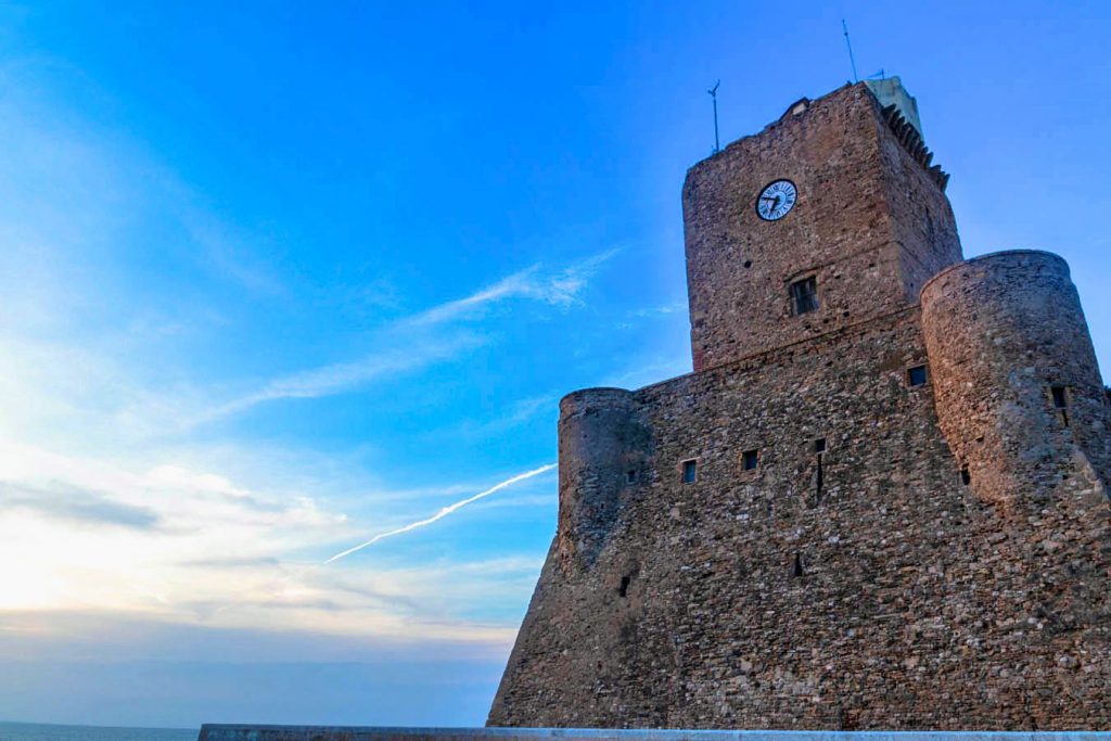 TERMOLI COSA VEDERE TRA MARE Termoli cosa vedere mare porto e centro storico