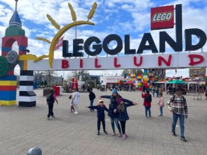 lago di antermoia con bambini legoland billund cosa sapere prima della visita