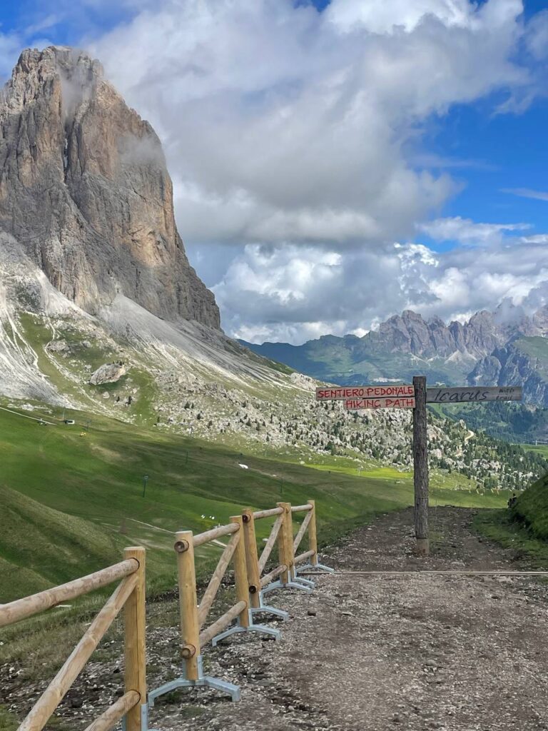 campitello di fassa escursioni