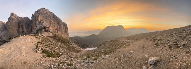 Trekking Rifugio Antermoia Alba da Passo Dona